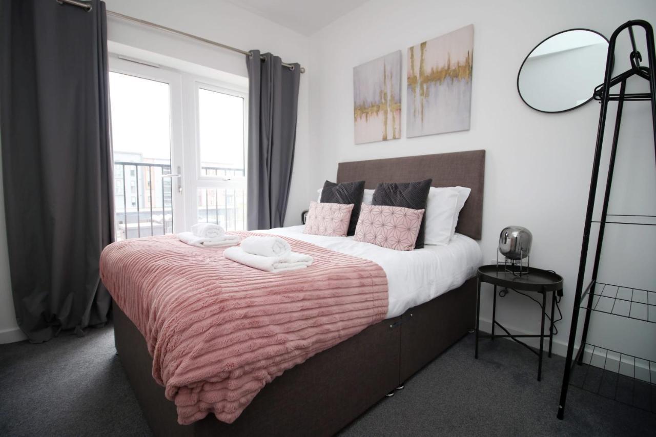 Beachview By Mia Living Close To Beach, Free Parking, Modern 2 Bedroom Apartment Бари Екстериор снимка